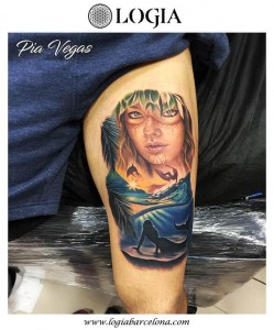 Tatuaje pierna mujer mar sirena surf - Logia Barcelona Pia Vegas 